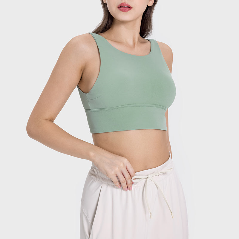 Lightweight backless sports bra