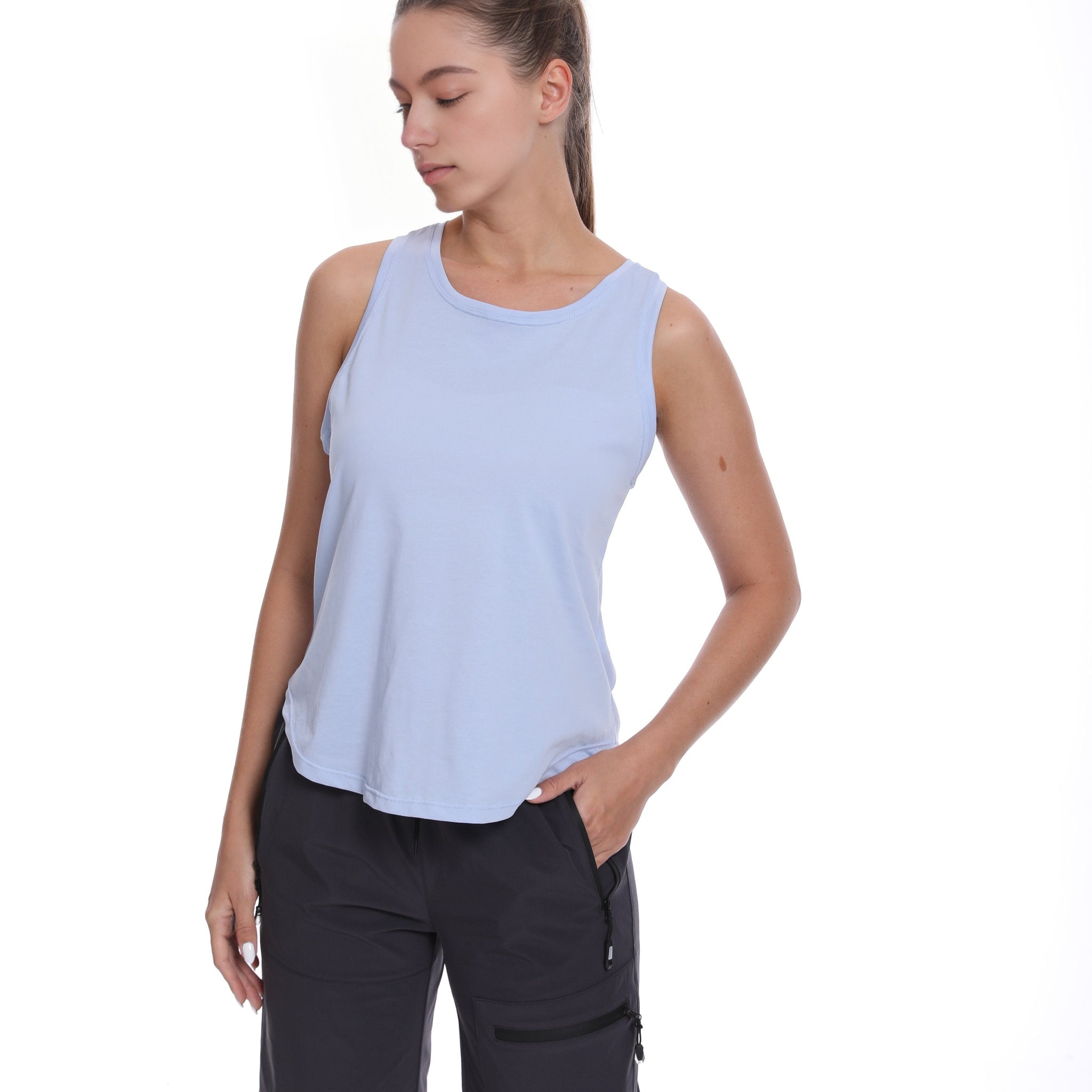 Sleeveless sports vest